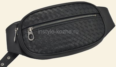 Сумка поясная из плетеной кожи